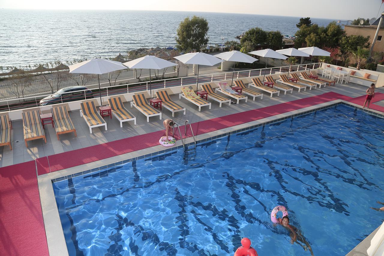 Hotel Picasso Radhimë Exterior foto